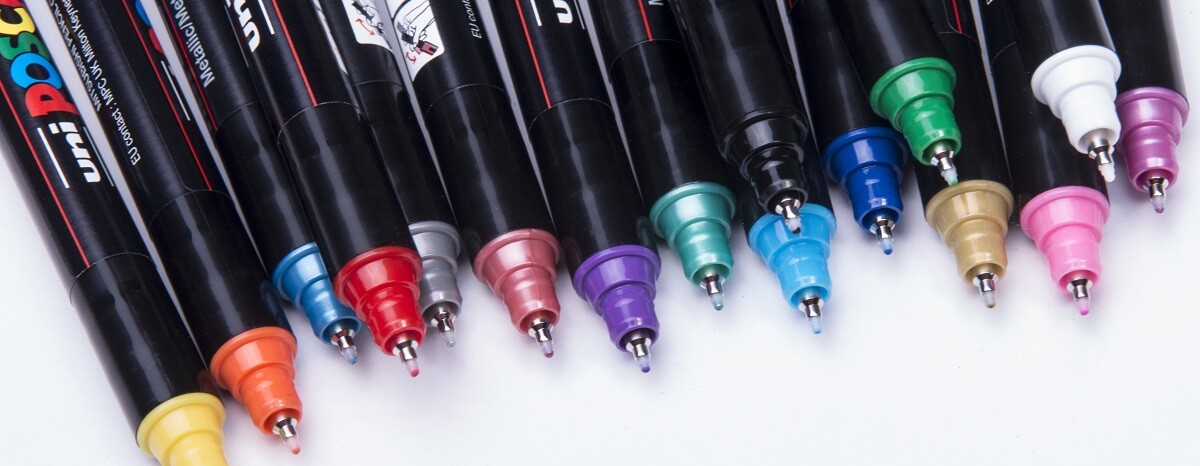 POSCA 1MR bílý popisovač kovový hrot 0,7mm