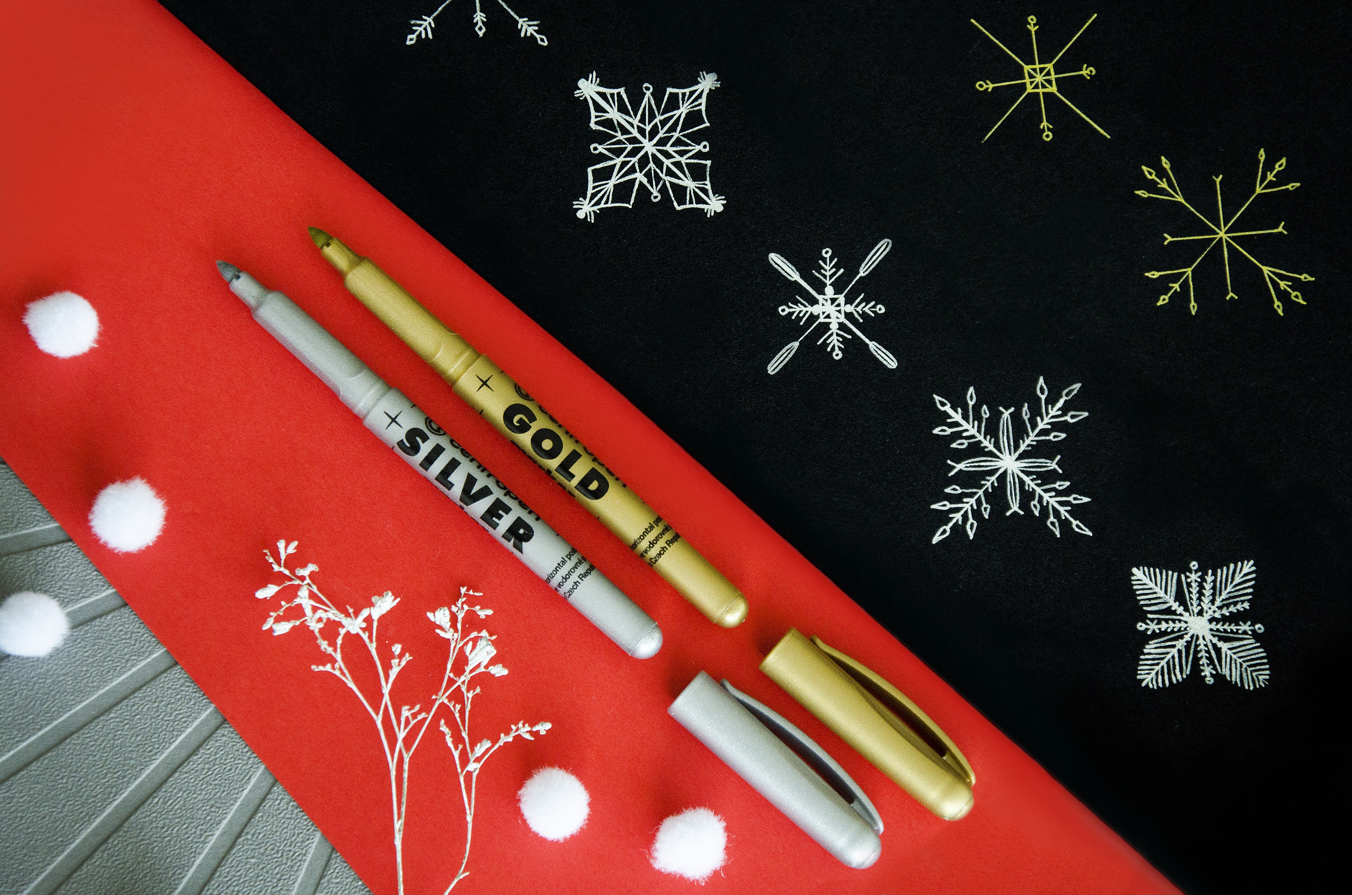 Popisovač B 1,5-3mm Centropen stříbrný 