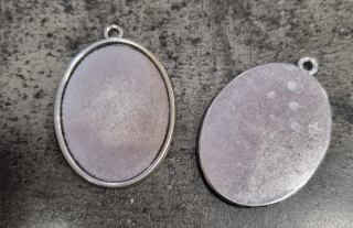 Kovové lůžko 30x40mm hladké