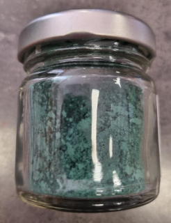 Pigment přírodní prášek 40ml tm.zelená