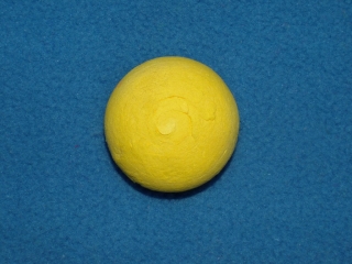 Vatový piškot žlutá o40mm 1ks
