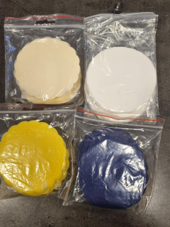 Rozetka 40ks o9cm béžová